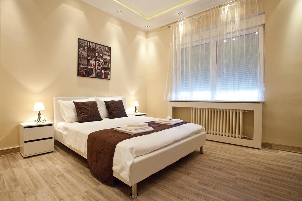 Feel Belgrade Bohemian Apartment Belgrado Exterior foto